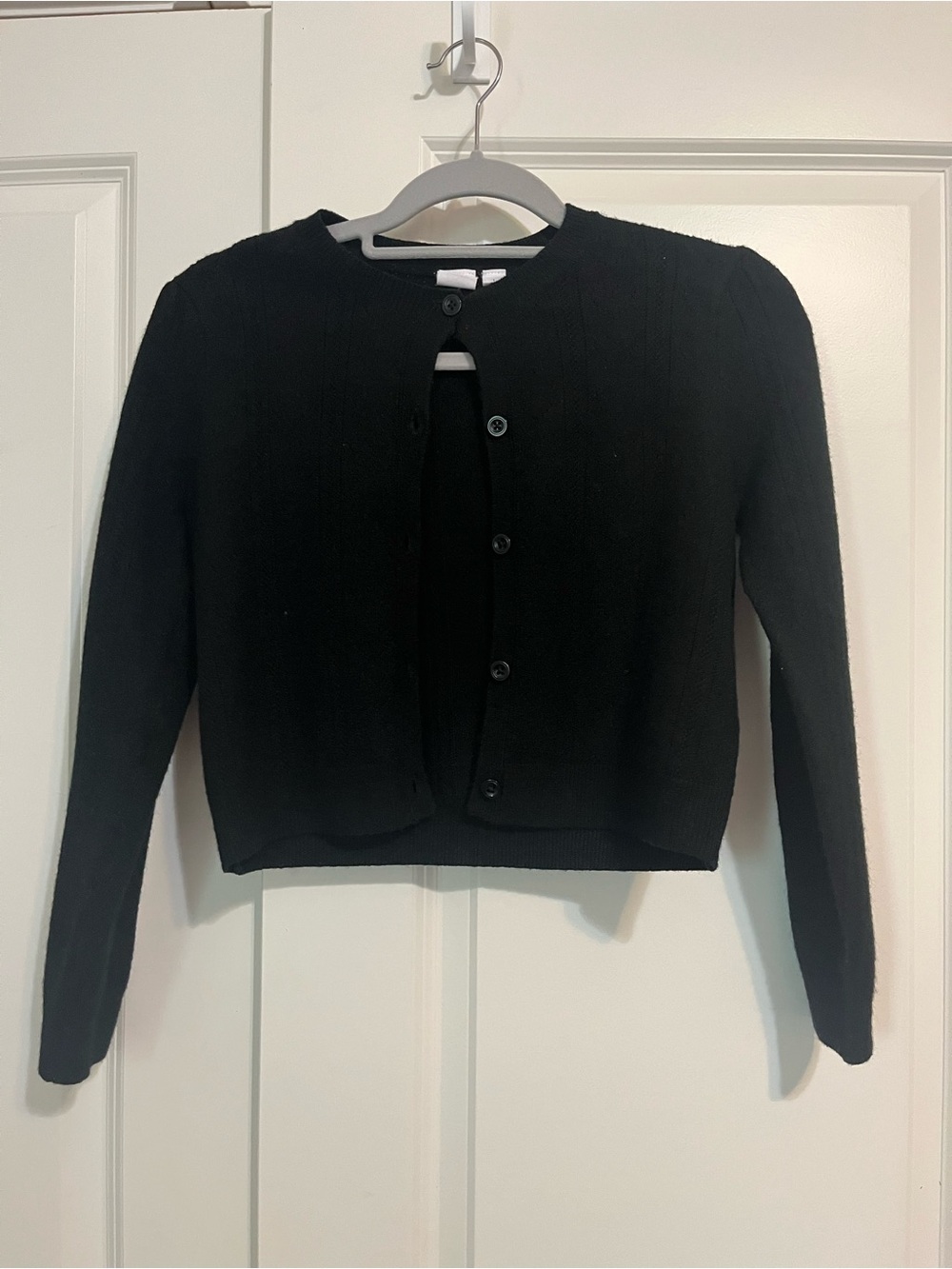 GAP Black Cropped Button-Front Knit Cardigan